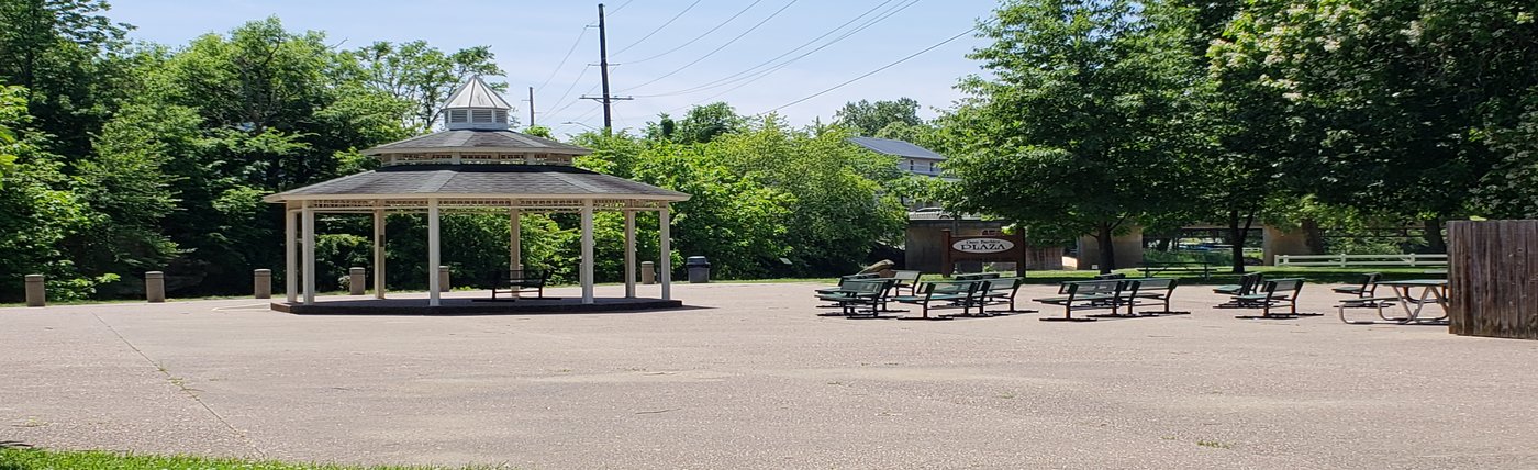 City of Jasper, Indiana / Riverwalk/Dave Buehler Plaza